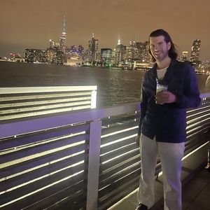 Meet your Posher, Gavin